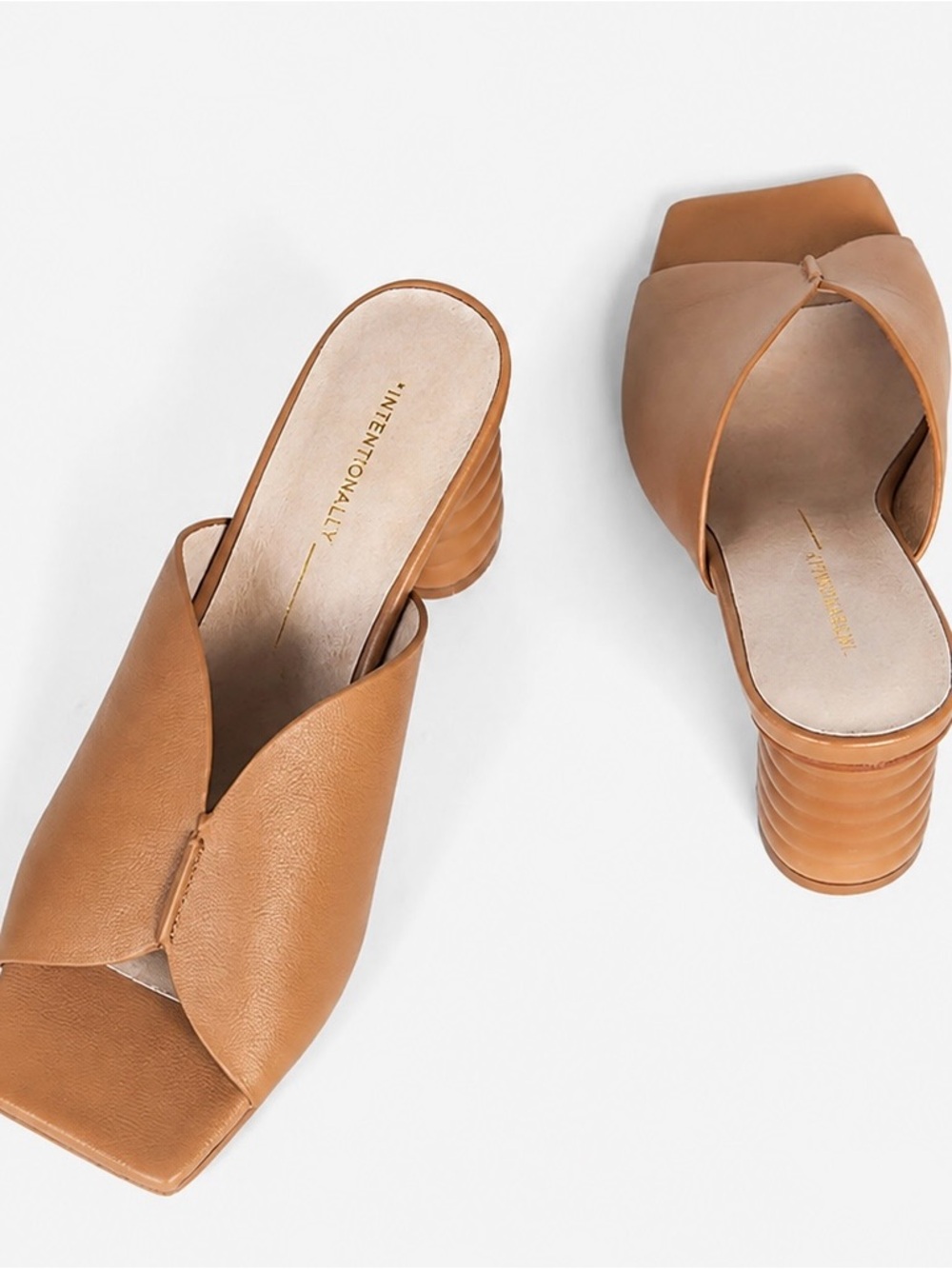 INTENTIONALLY BLANK Kamika Sandal Tan Leather Sculpted-Heel Mules Size 7